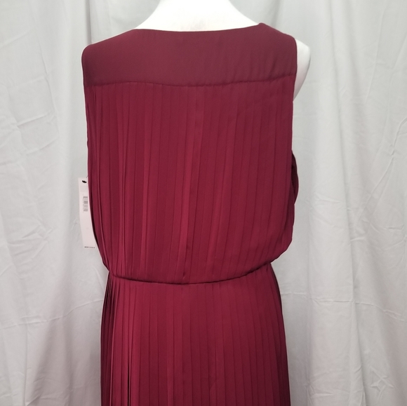 *NWT* DKNY Cocktail Dress - Picture 5 of 14